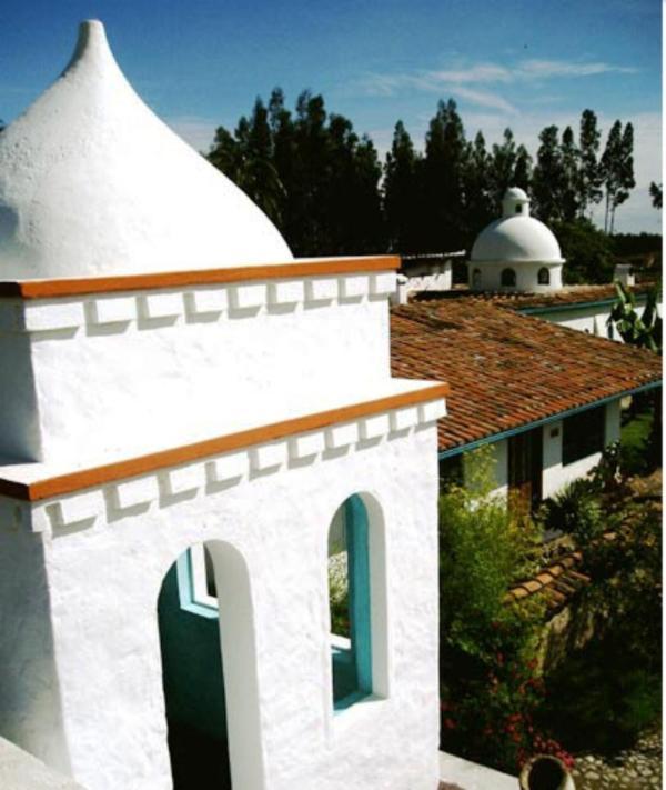 Las Palmeras Inn Otavalo Bagian luar foto